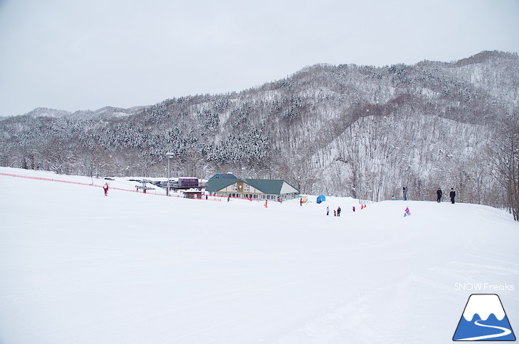 新十津川町そっち岳スキー場 雪山で子供たちが大はしゃぎ!!